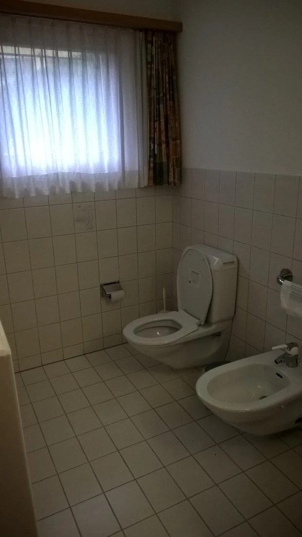 Airolo_2-5_bagno_1